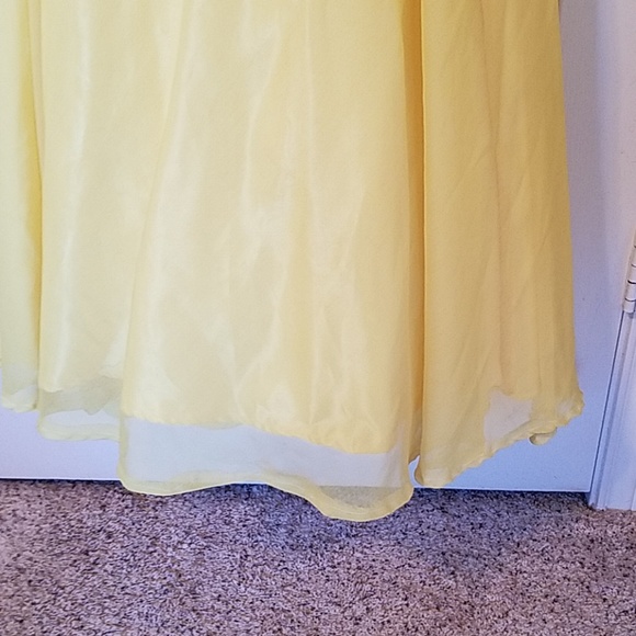 Yellow formal prom full length dress size 7/8 - Picture 2 of 6